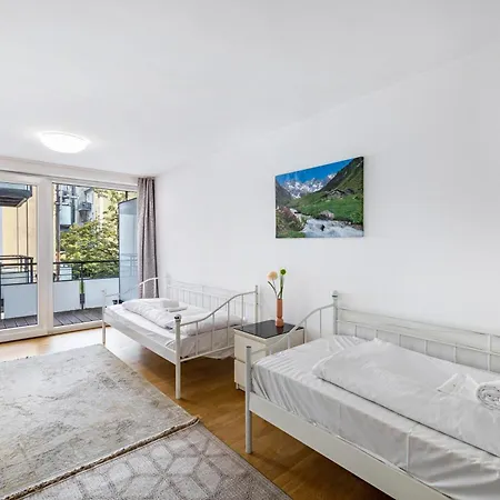 Aldars Urban Trio No.12 Apartman *