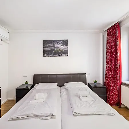 Aldars Urban Trio No.12 Appartement *